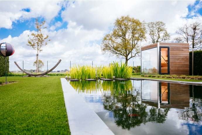 Outdoor sauna