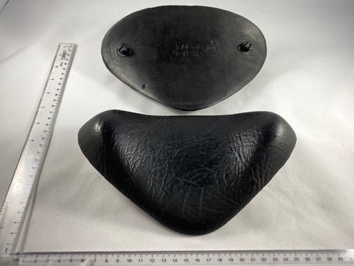 [PTFD-51020BP] Kussen, Klein, Zwart, Met Pinnen